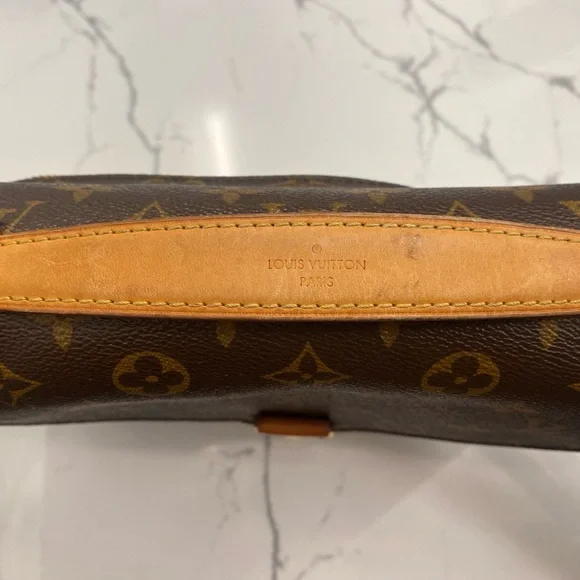 SOLD ‼️ Authentic Louis Vuitton Pochette Metis - Picture 3 of 15